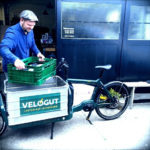 Coffee delivery for cafés or offices with a bicycle